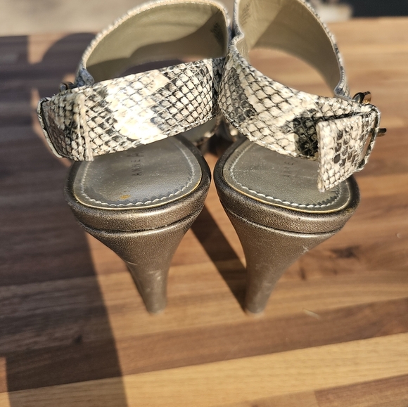 Anne Klein Stylish Snake Print Women's Heels Sandals Size 9.5 Medium - Picture 6 of 8